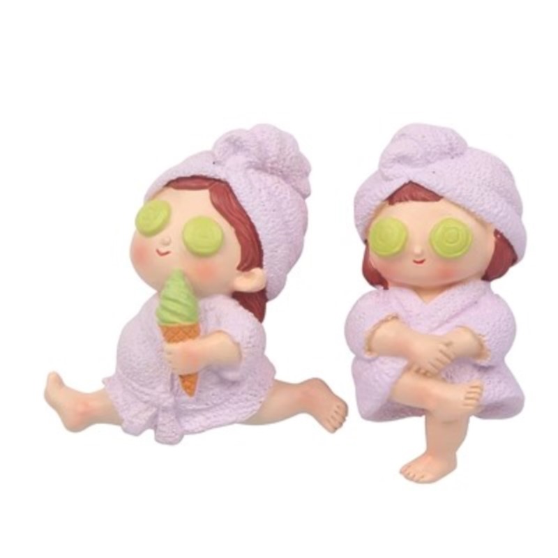 Wearing Nightgown Girl Resin R - đánh giá và giá Phone Accessories For Old People