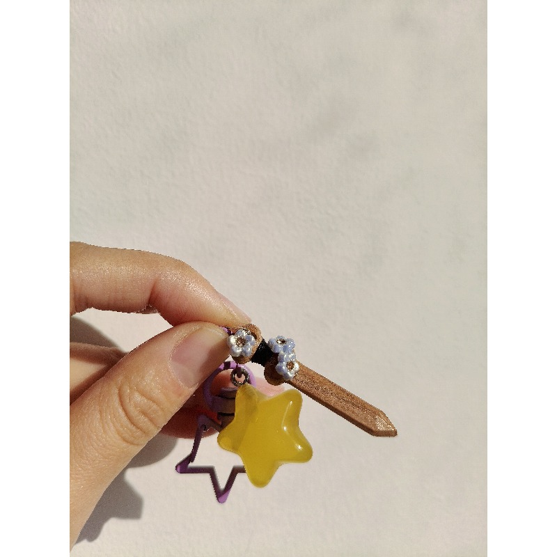 Handmade Love and Deepspace Xa - đánh giá và giá Phone Accessories Jewelry