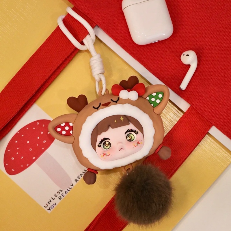 Nommi Christmas Limited Plush  - đánh giá và giá Phone Accessories Doll